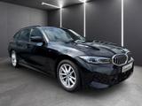 BMW 320d xDrive Touring+M SPORTPAKET+STOP&GO+HEAD UP - BMW 320 in Gelsenkirchen