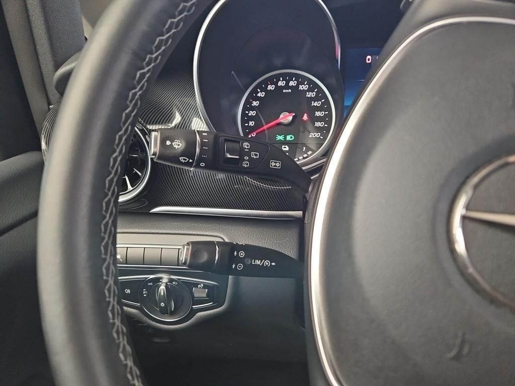 Fahrzeugabbildung Mercedes-Benz EQV 300 extralang 8 Sitze 2x Klima 2x elektr. ST