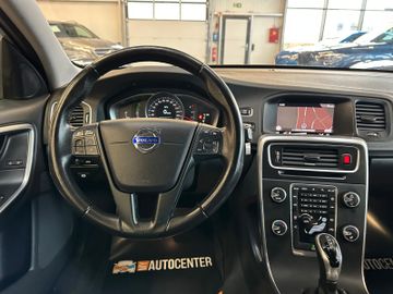 Volvo V60 Kombi Linje Business *Navi*Klima*AHK*Xenon*