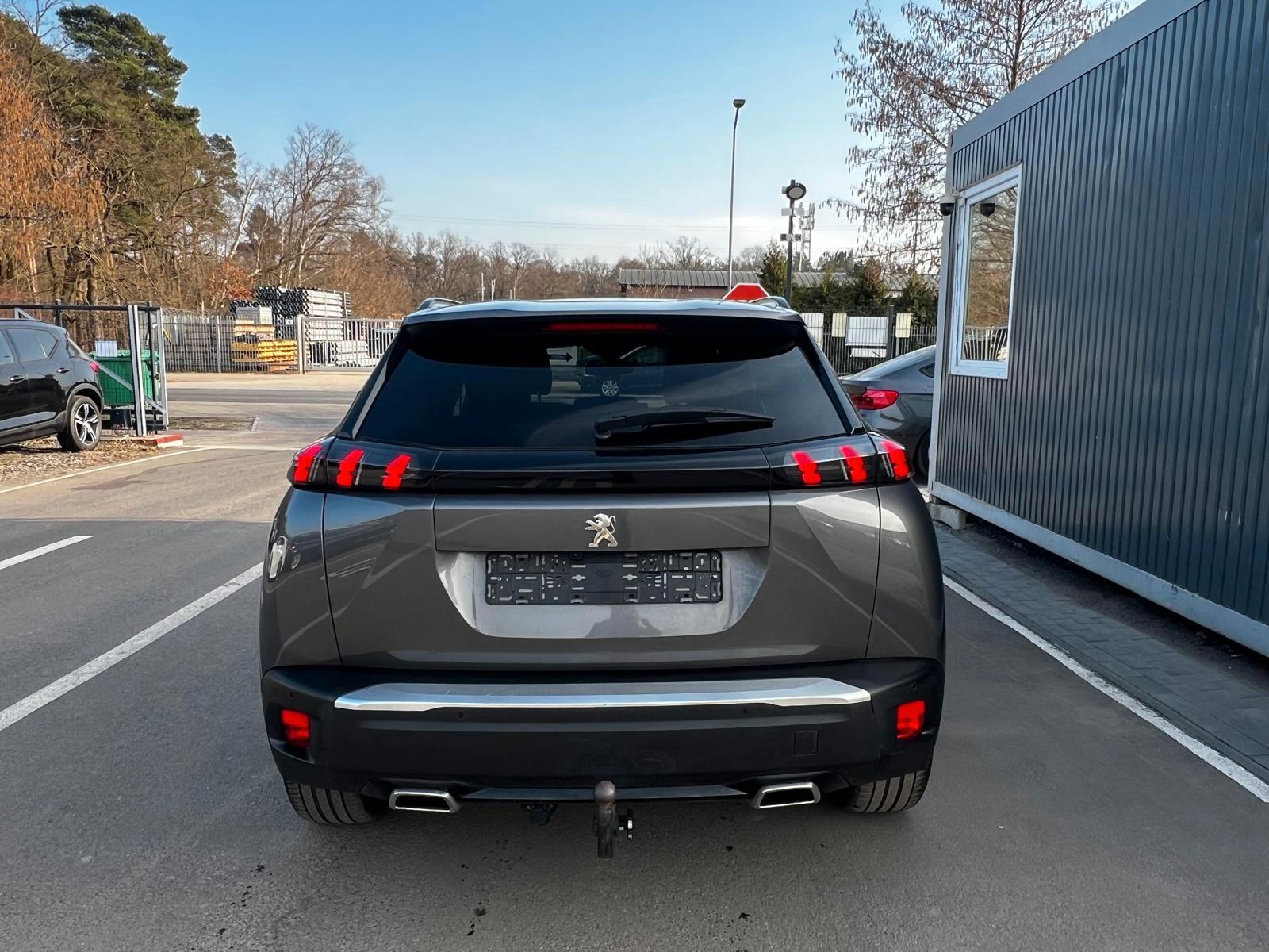 Peugeot 2008 PureTech 130 EAT8 Allure Pack
