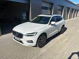 Volvo XC60 D5 AWD  Inscription Voll - Volvo XC60 in Lübeck