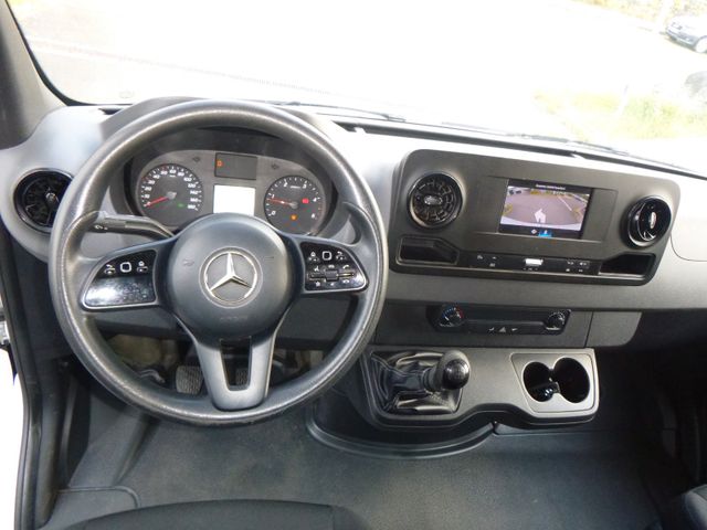 Fahrzeugabbildung Mercedes-Benz Sprinter III Kasten FWD 211/214 CDI FWD L2 >KAM<