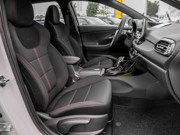 Hyundai i30 1.6 N Line Fernlicht-Assistent Kamera Navi