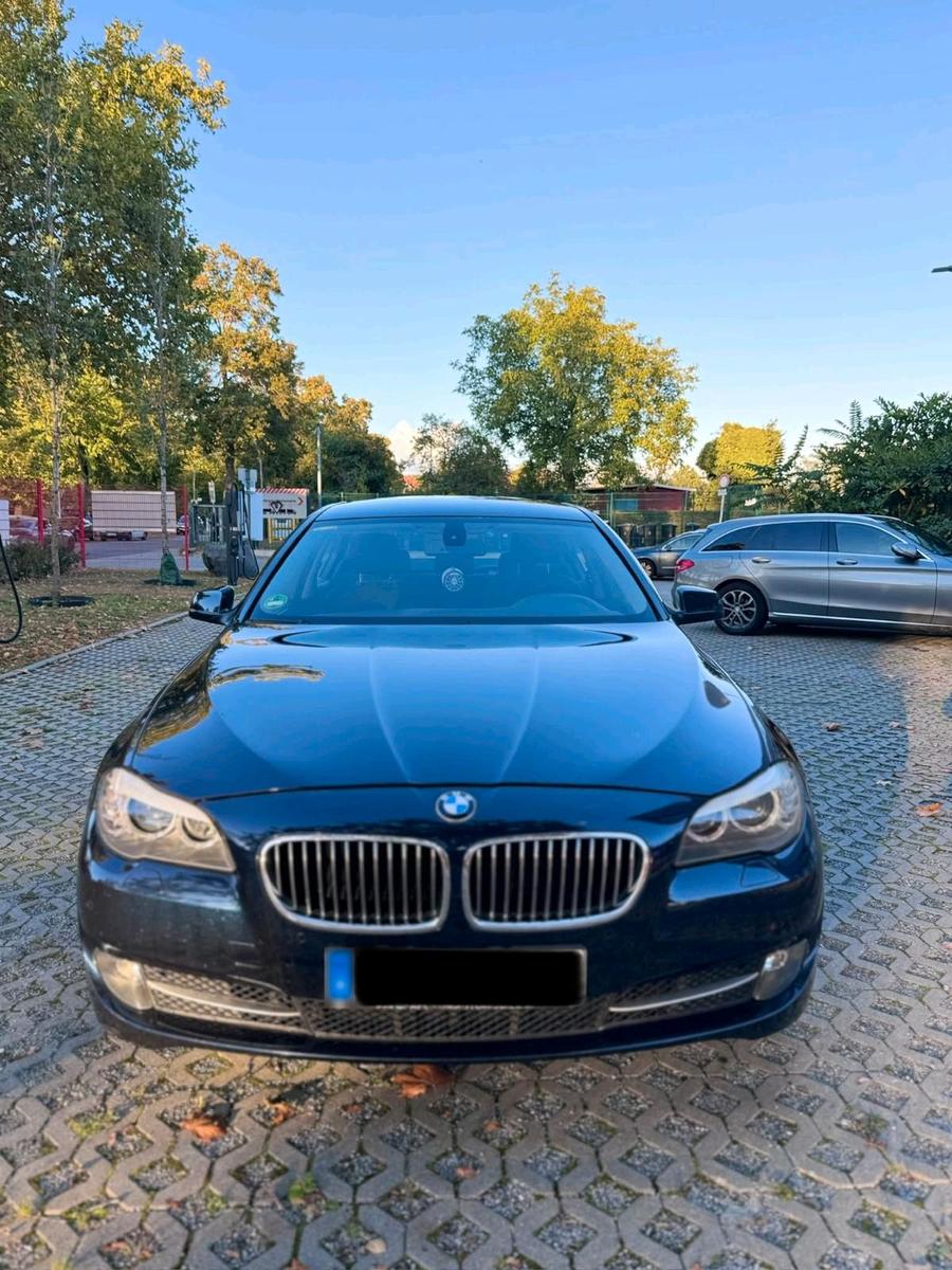 BMW 523