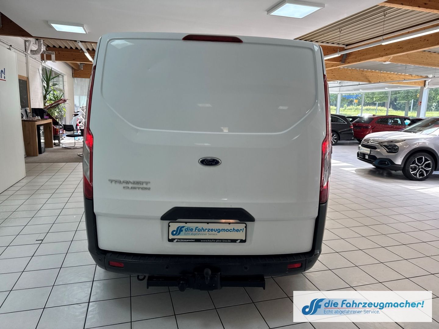 Fahrzeugabbildung Ford Transit Custom Kasten 290 L1 Trend Berganfahra