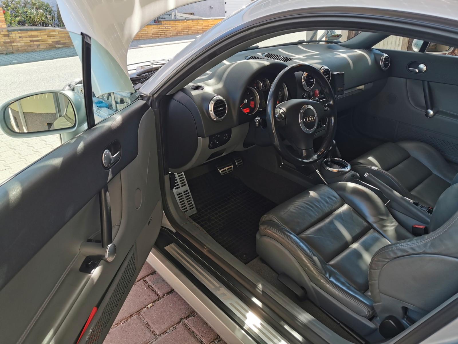 Audi TT Coupe 1.8T 132 kW tiptronic -Autogas