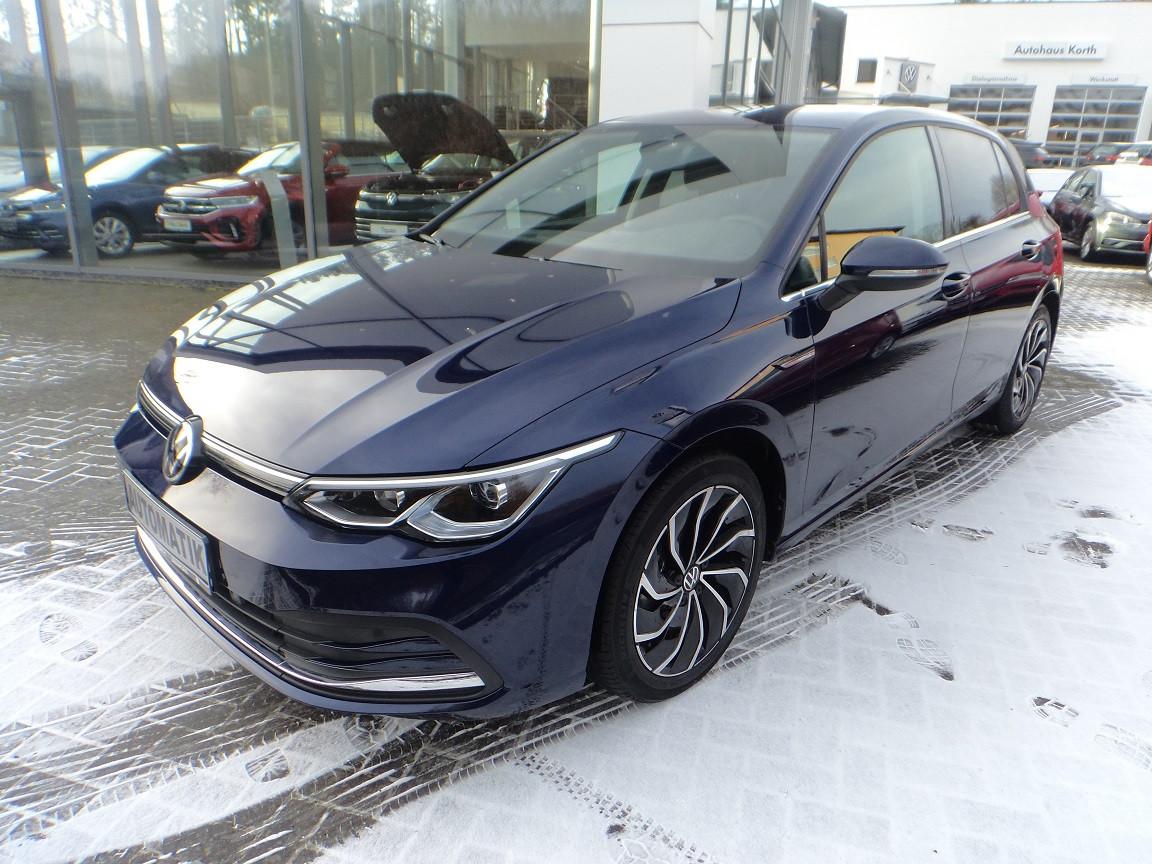 Volkswagen Golf VIII Style eTSI DSG Navi side assist