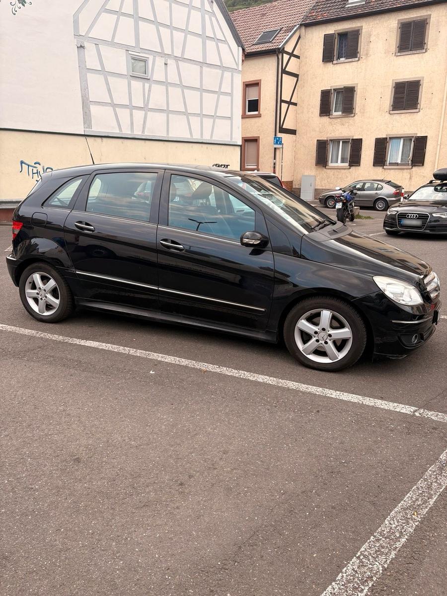 Mercedes-Benz B180, 2005