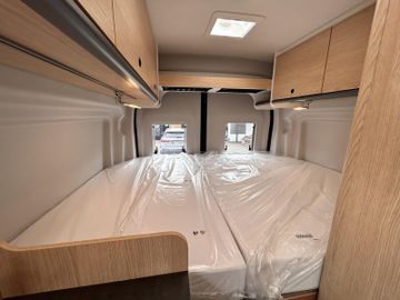 Sunlight Cliff 4x4 Greentrek 590 AHK DELTA 17 Dieselhzg.