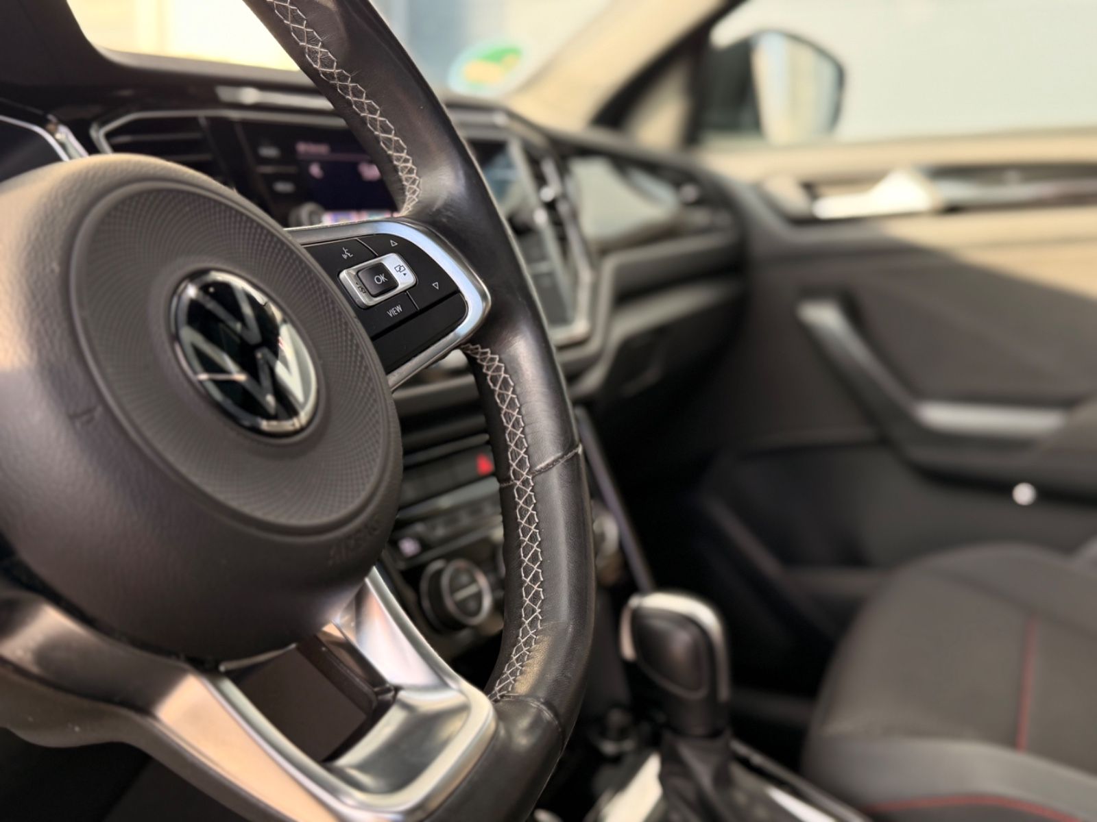 VW T-Roc T-Roc 1.5 TSI DSG Style Black Paket|Pano|Kamera Vorschau 9
