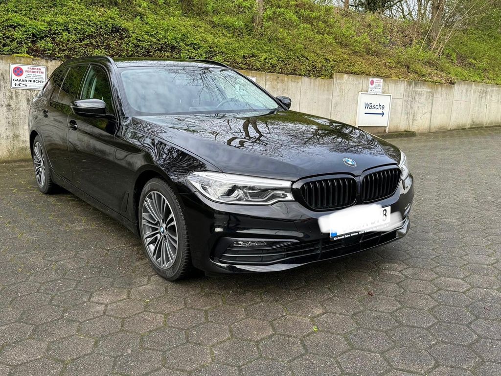 Image of BMW 520