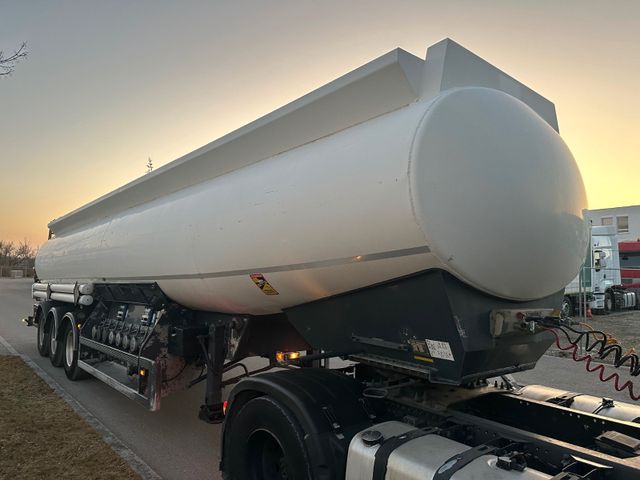 Merceron Fuel,7 Kammern,37000 Liter,2xLiterzähler,Druker