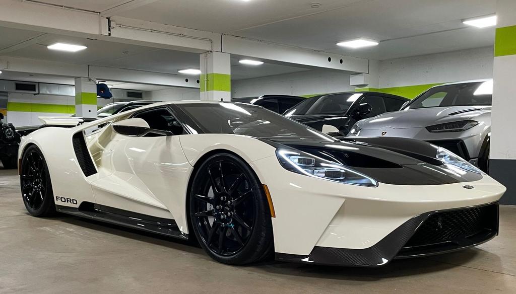 Ford GT