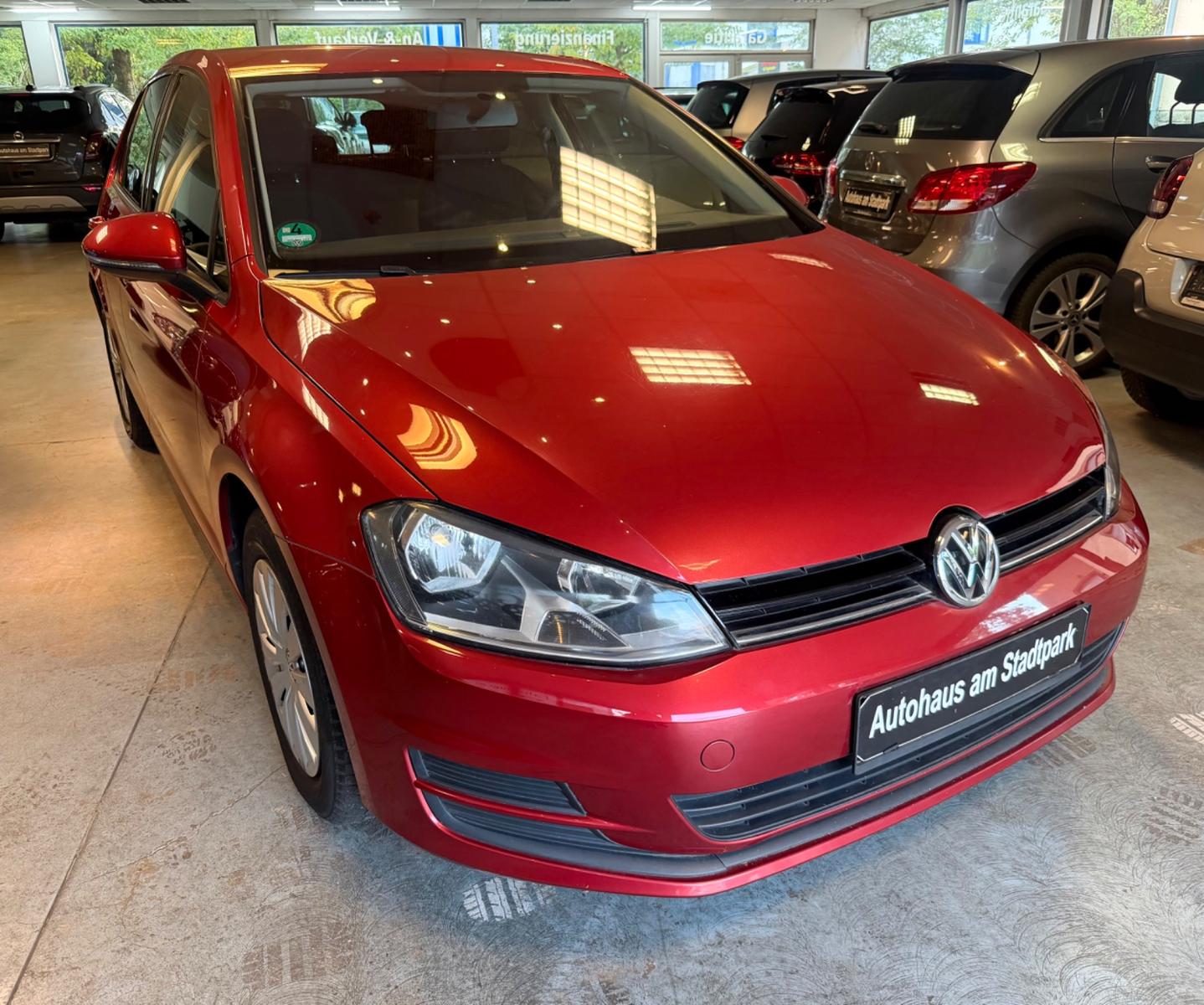 Volkswagen GolfVII Lim. Klima-1.Hd - 1 Jahr Garantie