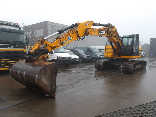 JCB JZ235LC stock ID 621