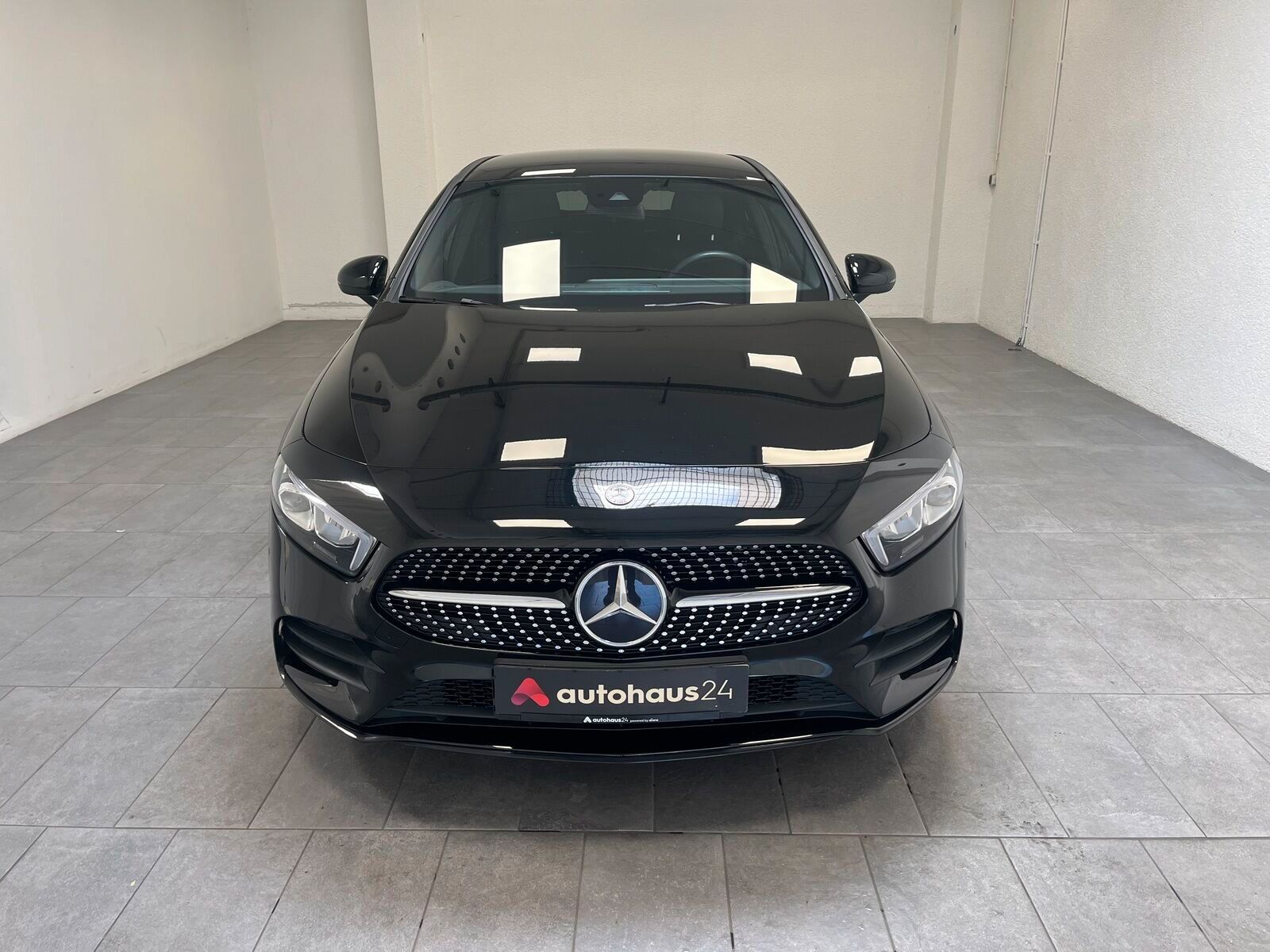 Mercedes-Benz A 250 e Lim. AMG Navi CAM LED Night foto 2