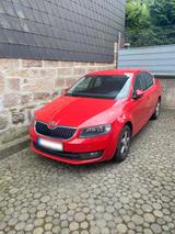 Skoda Octavia 1.6 TDI DSG Teilleder Xenon ... - Skoda Octavia mit Diesel-Antrieb: Limousine, 1.6