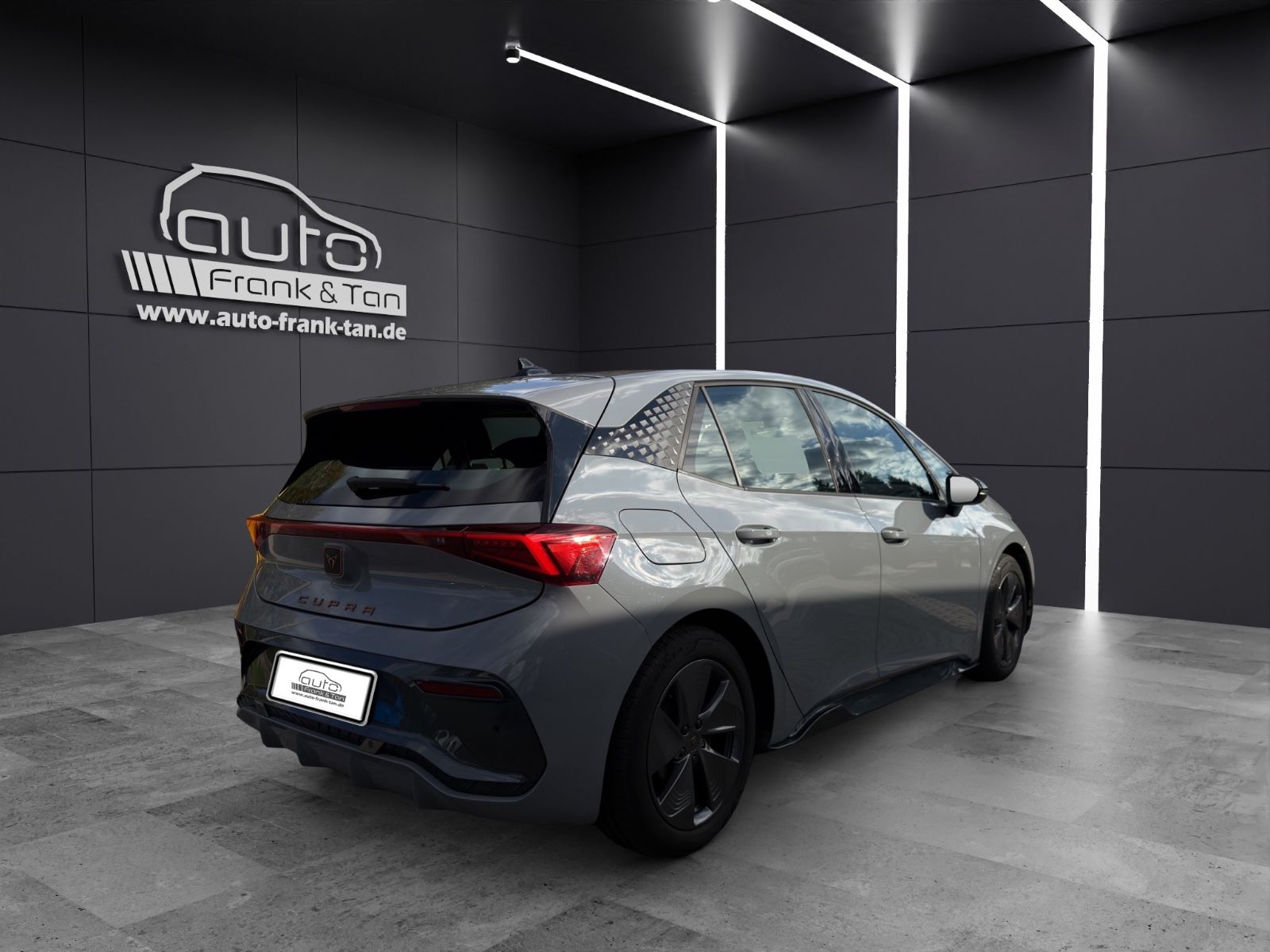 Fahrzeugabbildung CUPRA Born/Apple/PDC/Sportsitze/Ambiente/LED/Navi