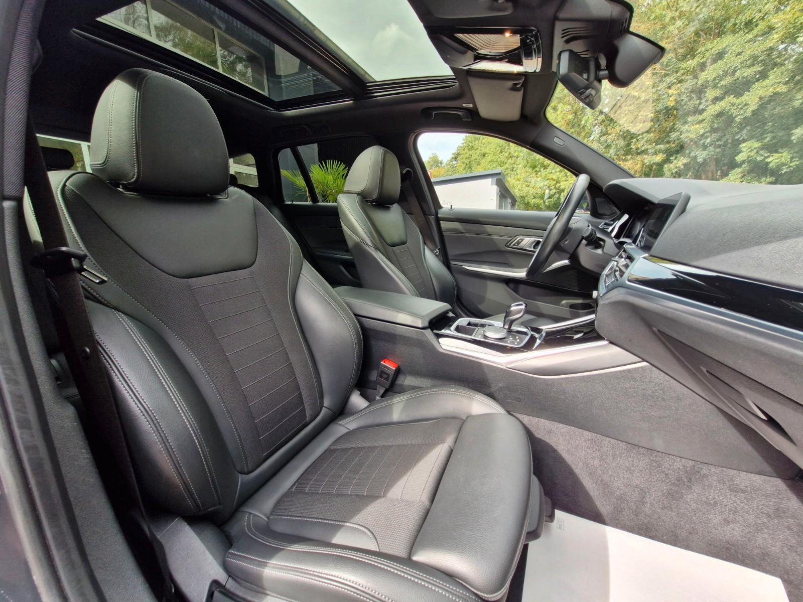 BMW 320d Touring  LED 2. Hand Sitzheiz Pano Laser