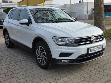 Volkswagen Tiguan - 3