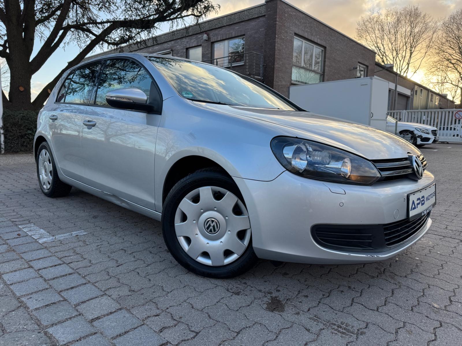 Volkswagen GOLF VI COMFORTLINE SITZHZG. PDC AHK 03/2028