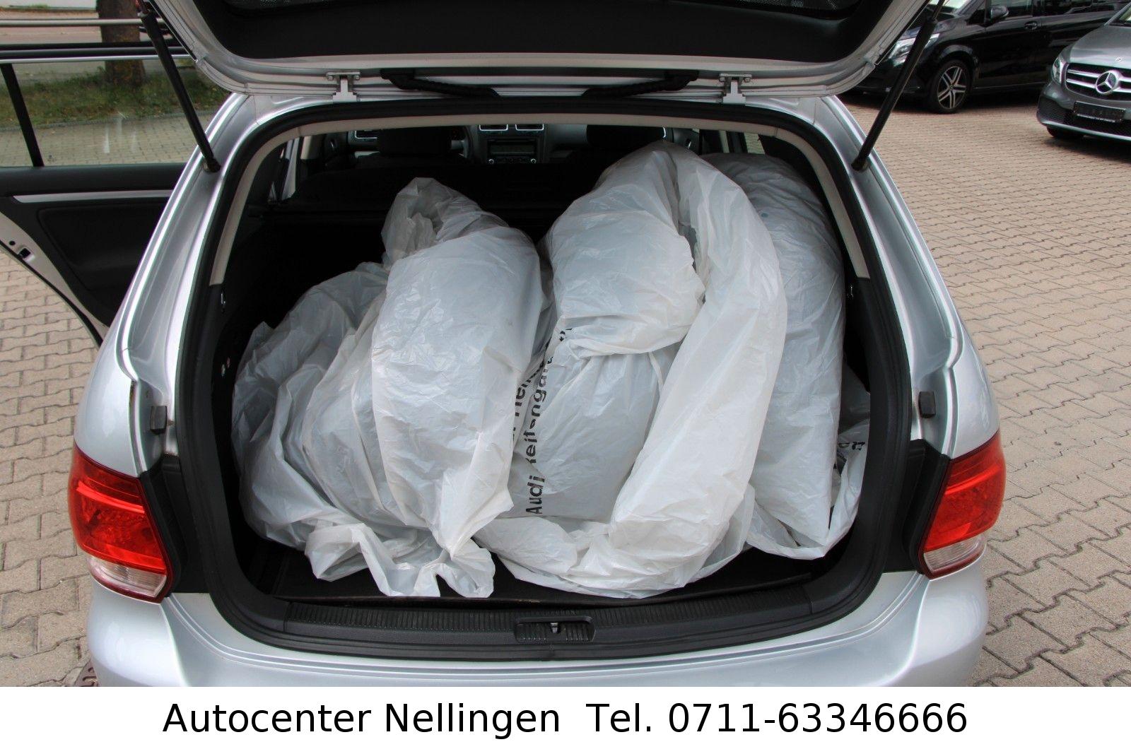 Volkswagen Golf 2011 — photo 21