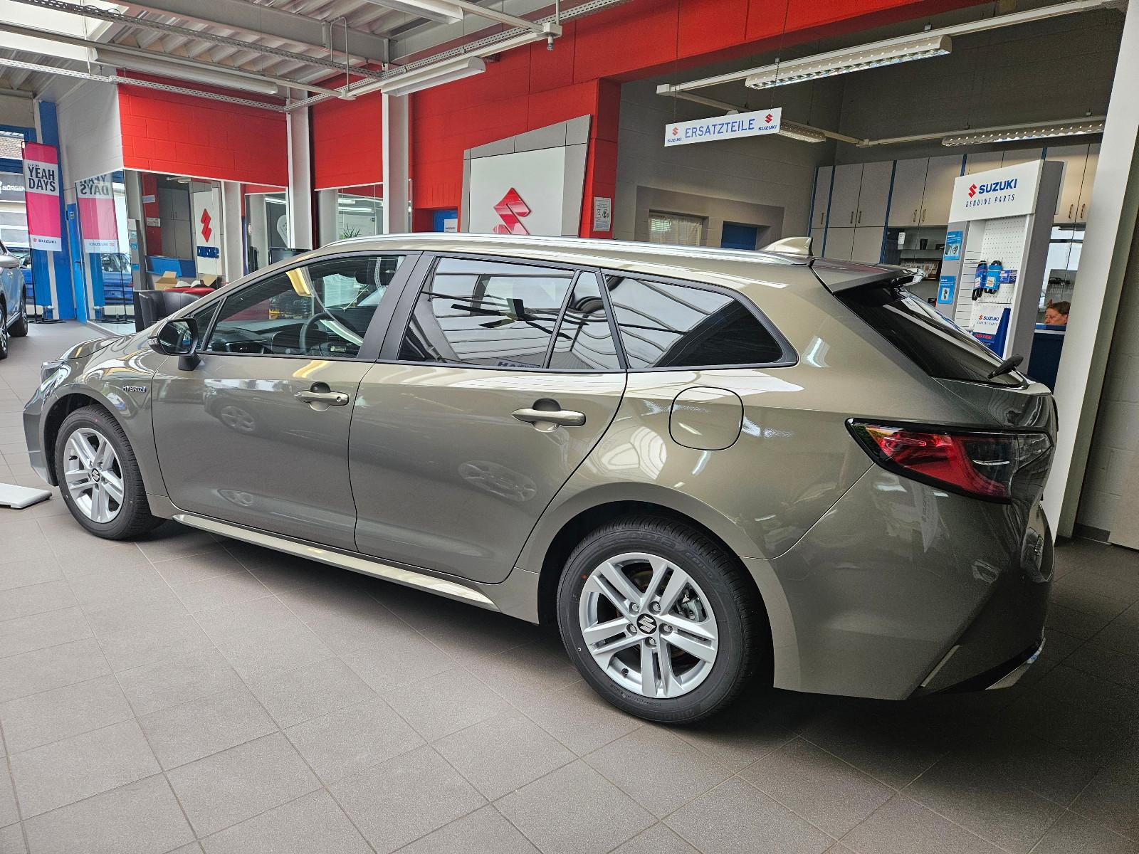 Suzuki Swace 1.8 Hybrid CVT Comfort+