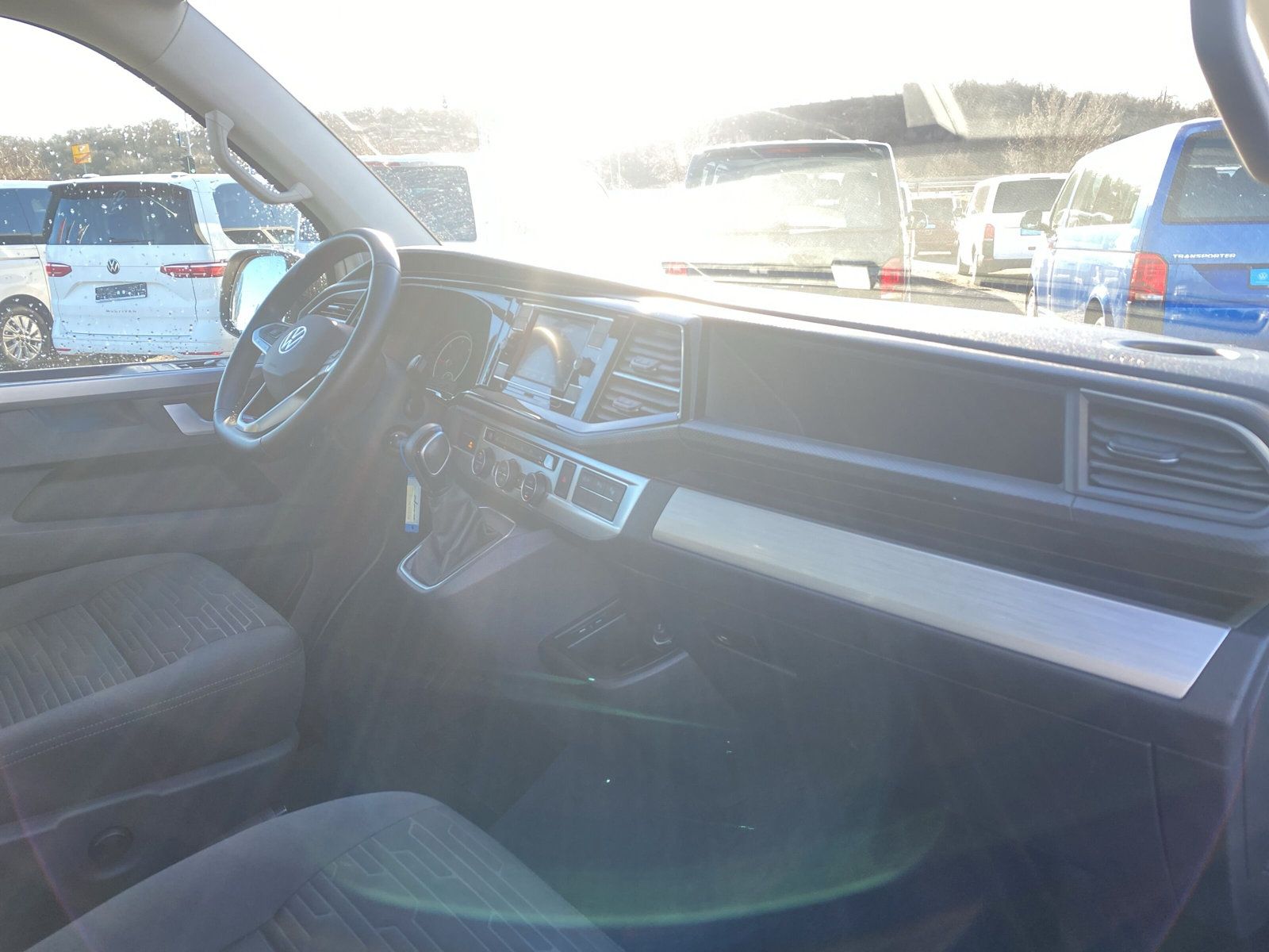 Fahrzeugabbildung Volkswagen T6 Multivan 2.0 TDI DSG 4M Edition BEHINDERTENGE
