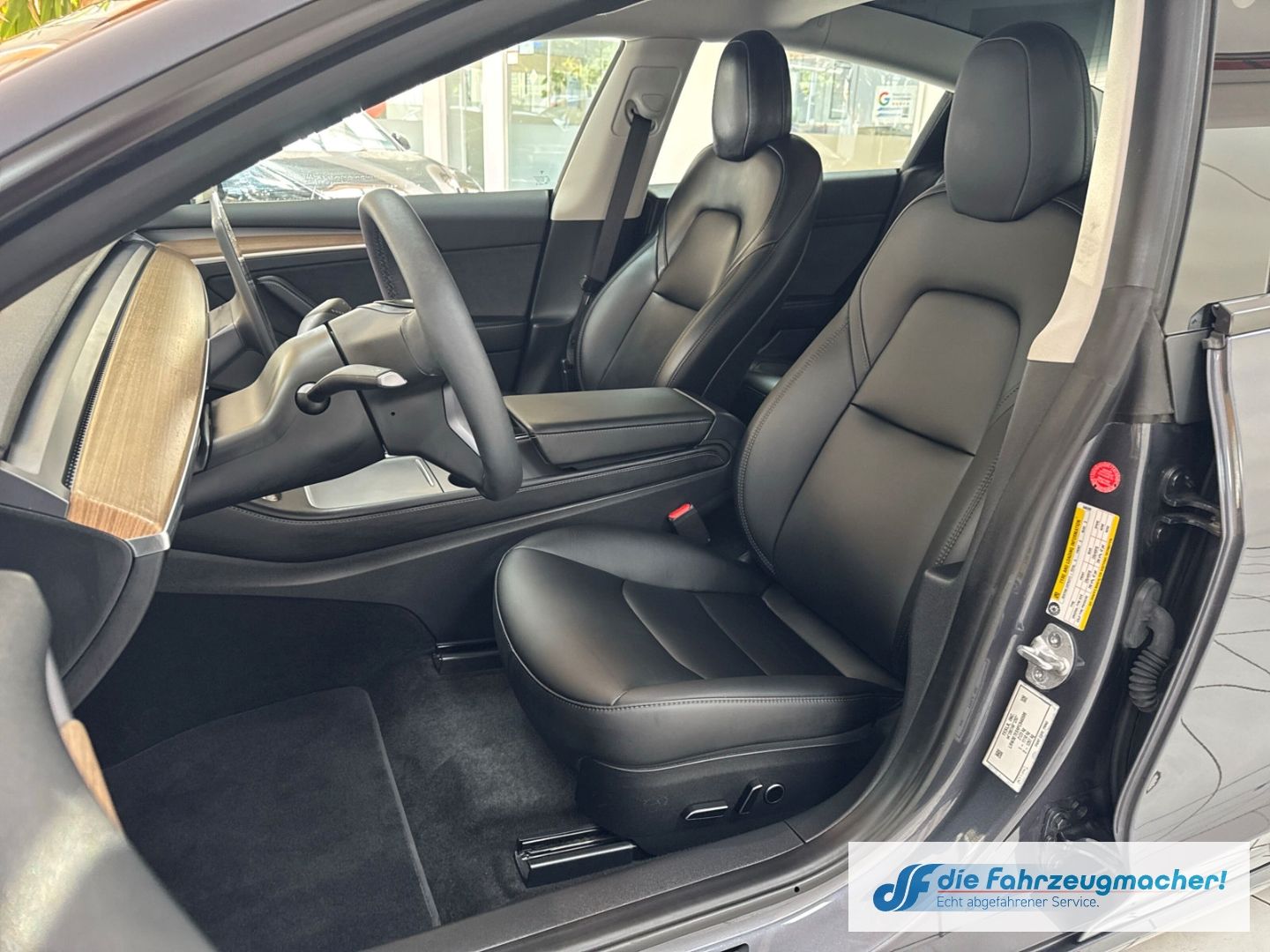 Fahrzeugabbildung Tesla Model 3 Long Range RWD Soundsystem ACC El. Heckk