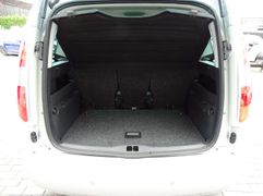 Fahrzeugabbildung Skoda Roomster Fresh  **SCHECKHEFT / 8-FACH-BEREIFT /