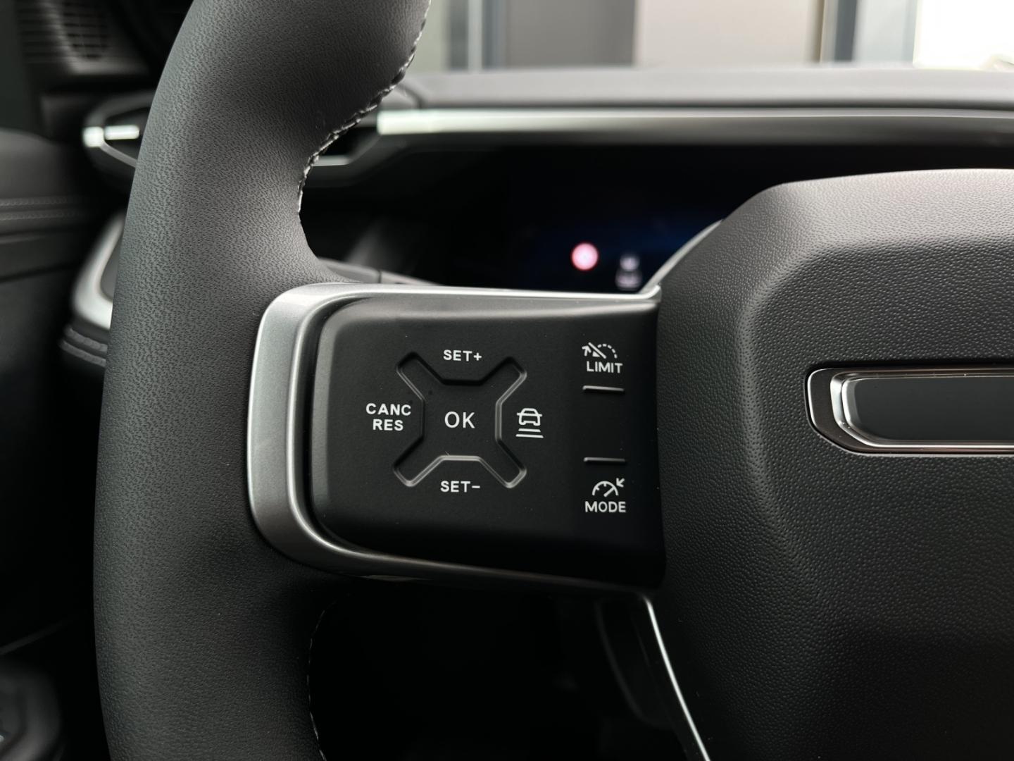 Jeep Compass First Edition KOMFORTP.+KAMERA+LEDER+LED