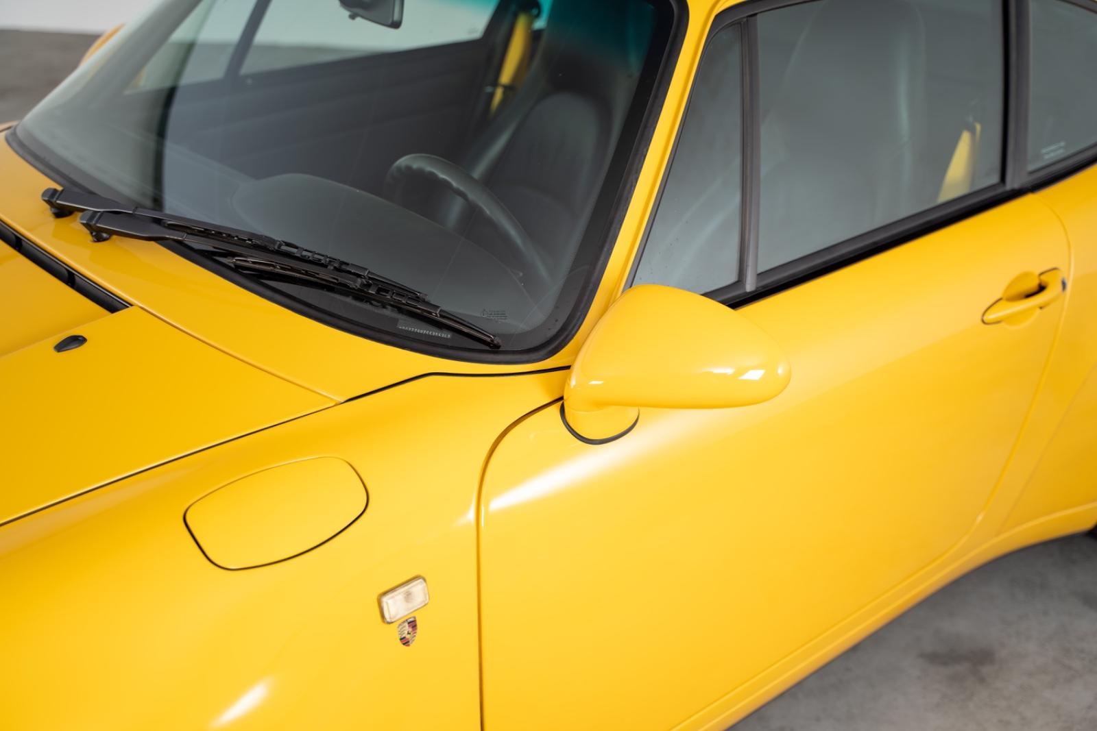 Porsche 993 Carrera 4