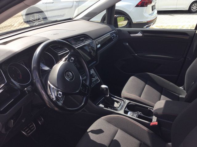 Touran 1.6 TDI Sound PDC SHZ NAVI AHK ACC LED