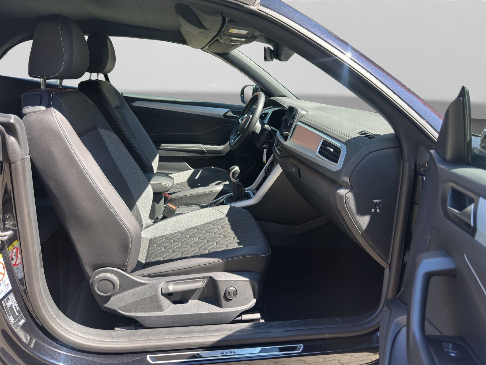 Volkswagen T-Roc - Bild 4