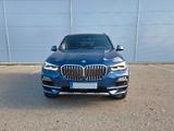 BMW X5 xDrive30d - 75tkm | Panorama | No accidents - blaue BMW X5