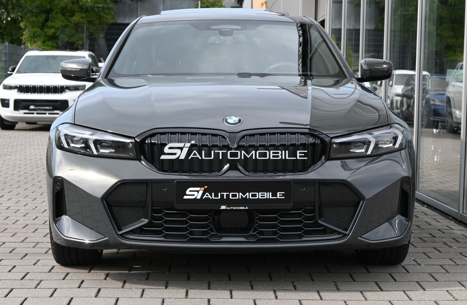 Fahrzeugabbildung BMW 320d xDr M SPORT PRO °ACC°GLASDACH°HK°STHZG°360°
