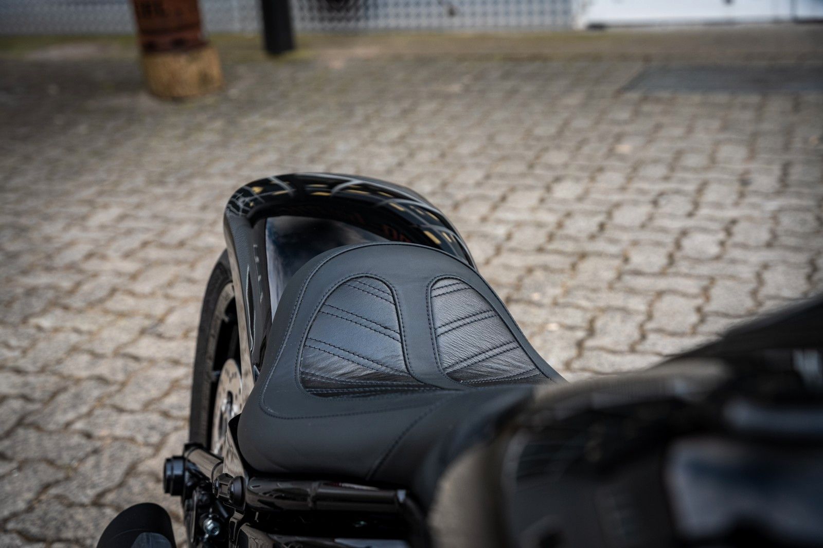 Fahrzeugabbildung Harley-Davidson ALL DARK FAT BOY FLFBS 114 MY24 -JEKILL&HYDE-