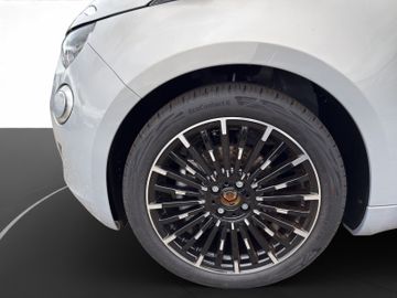 Fiat 500 1.0 48 kW La Prima Kam.+KeyLess+LED