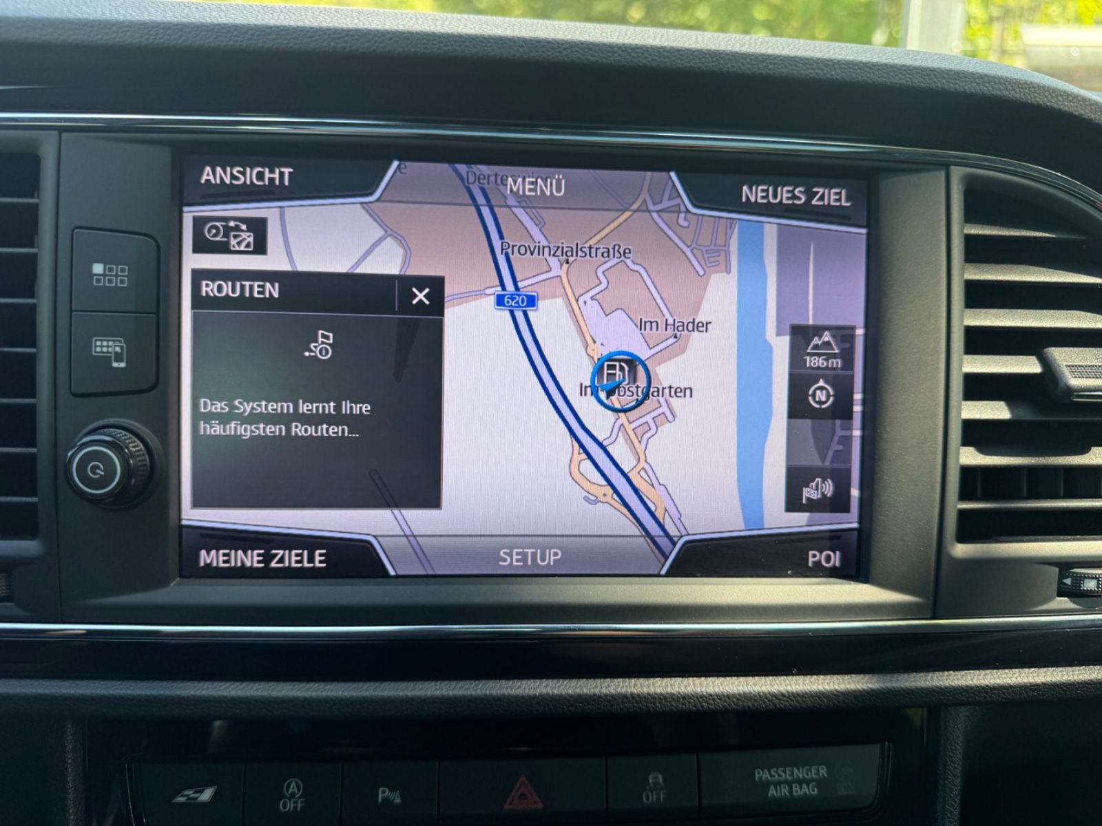 Fahrzeugabbildung SEAT Leon Cupra 290 Panorama+LED+Navi+BeatsAudio