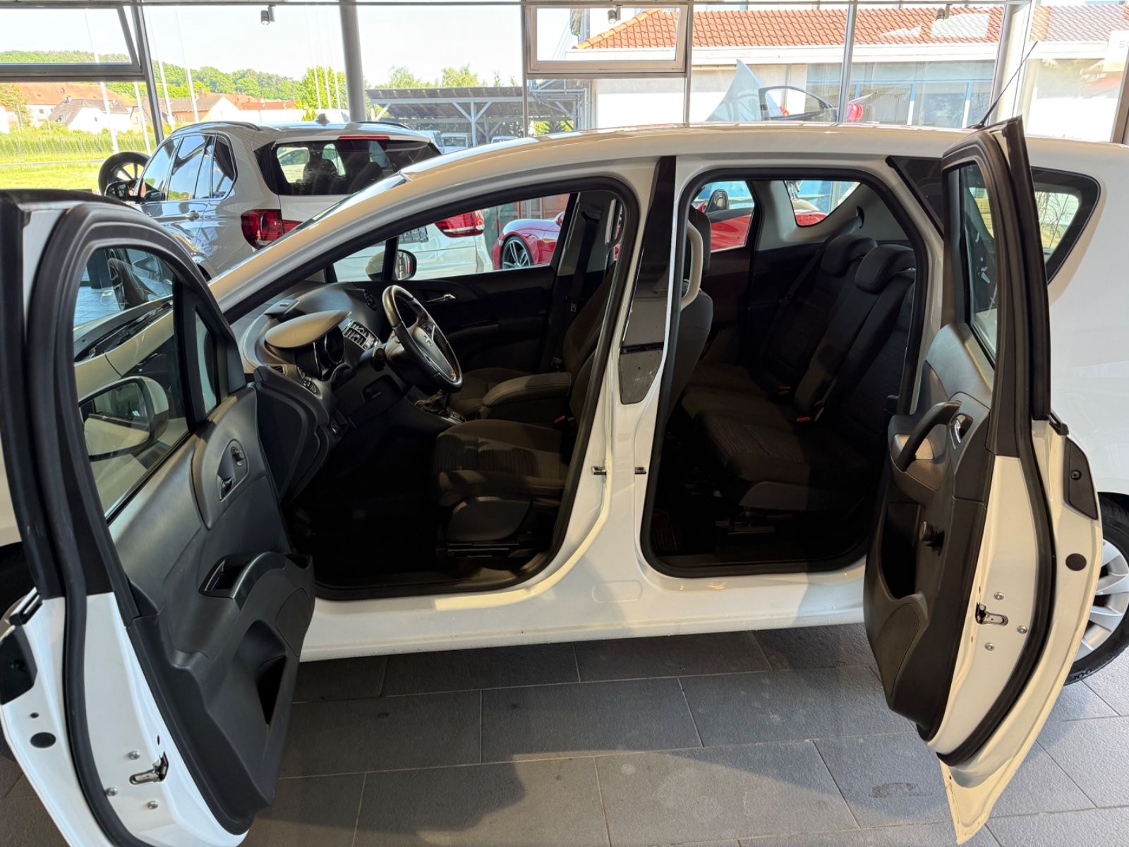 Fahrzeugabbildung Opel Meriva B Style 1.4 T *SHZ*LHZ*PDC*AHK*