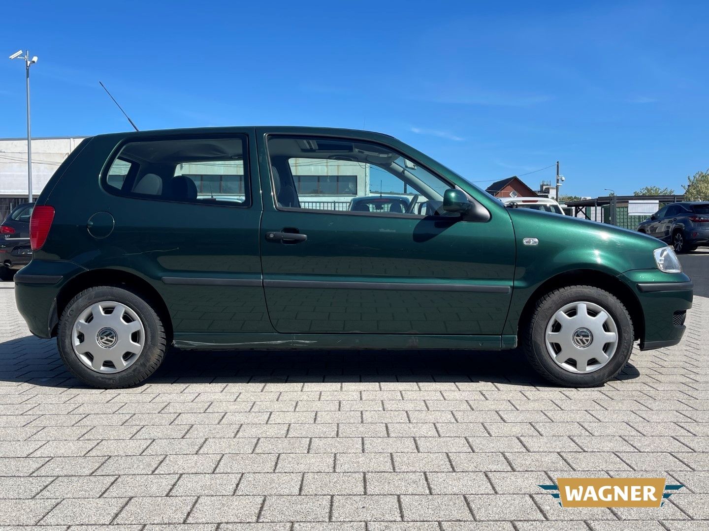 Fahrzeugabbildung Volkswagen Polo Comfortline Sitzheizung Radio Tüv Neu