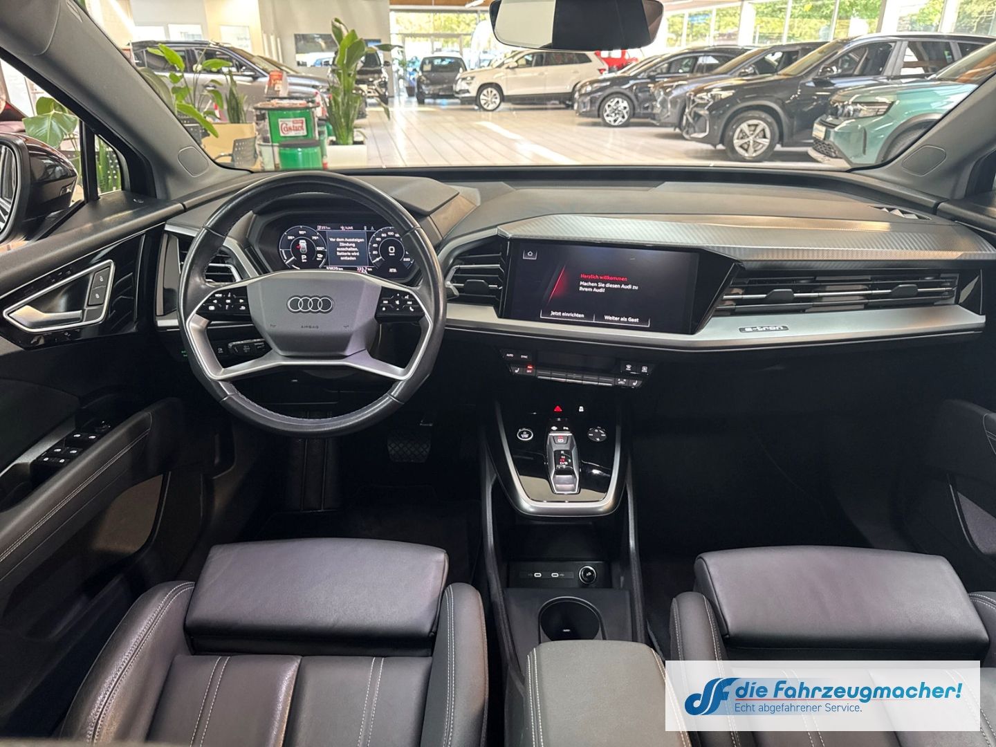 Fahrzeugabbildung Audi Q4 e-tron 45 quattro Sportpaket Navi Leder Digit