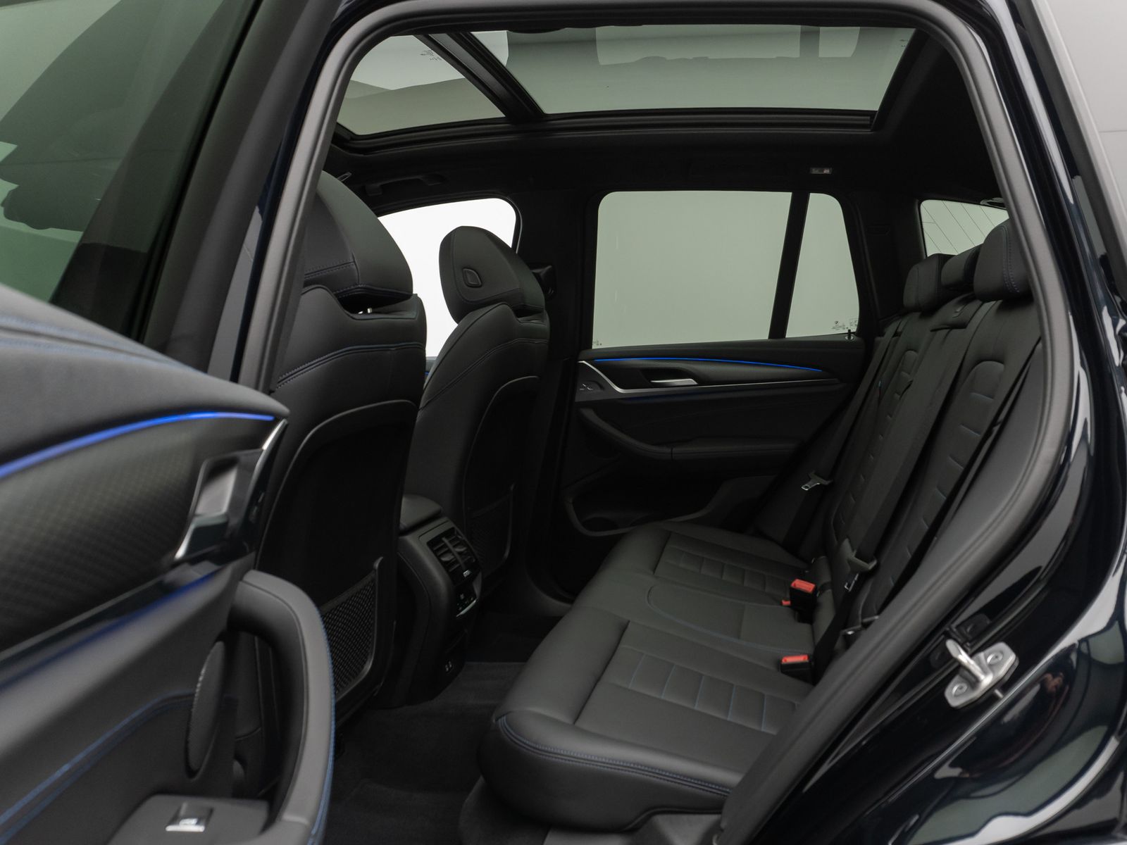 Fahrzeugabbildung BMW X3 xD30d M Sport Kamera Panorama DAB AHK 21Zoll