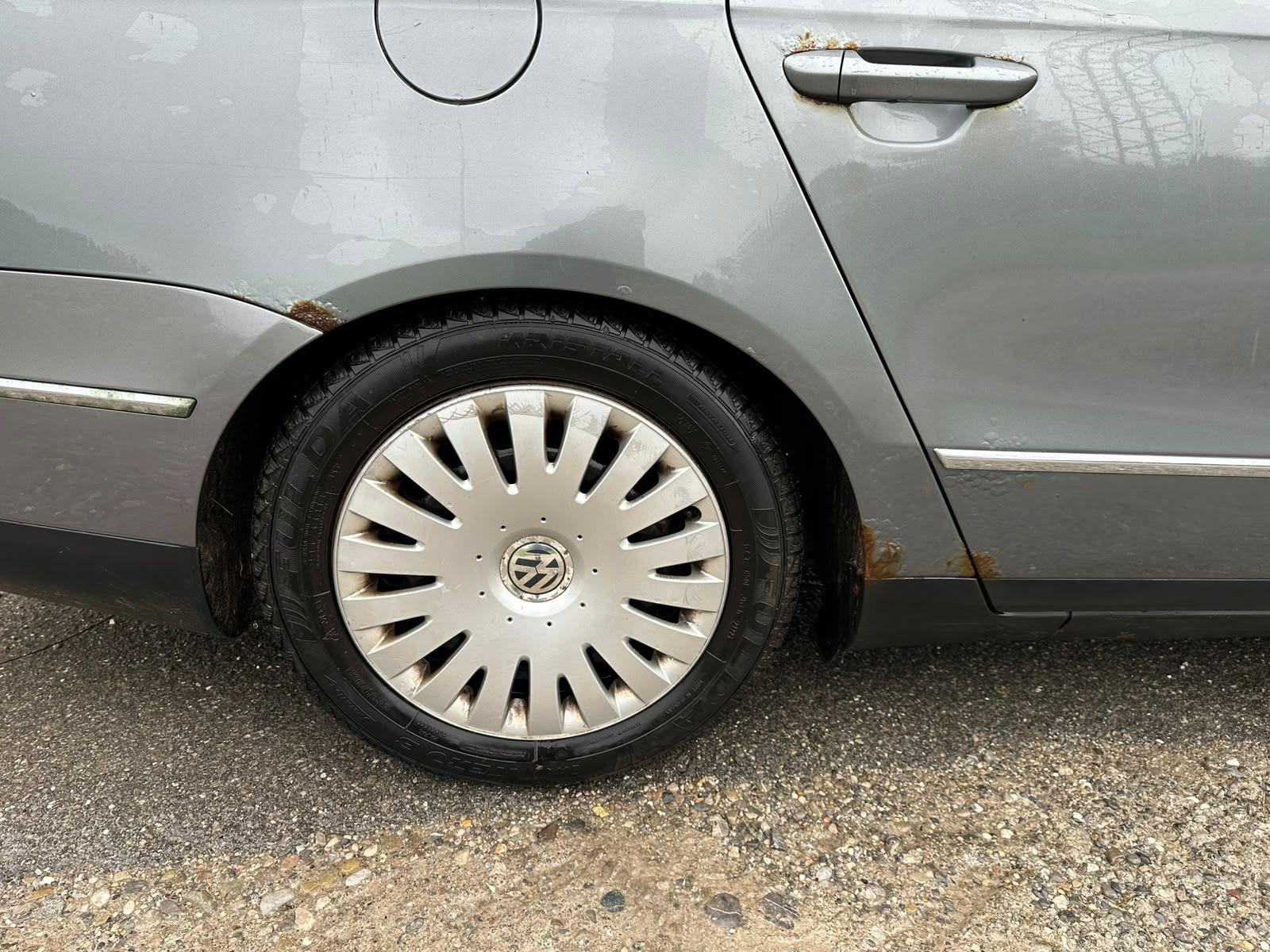 Volkswagen Passat 2005 — photo 7