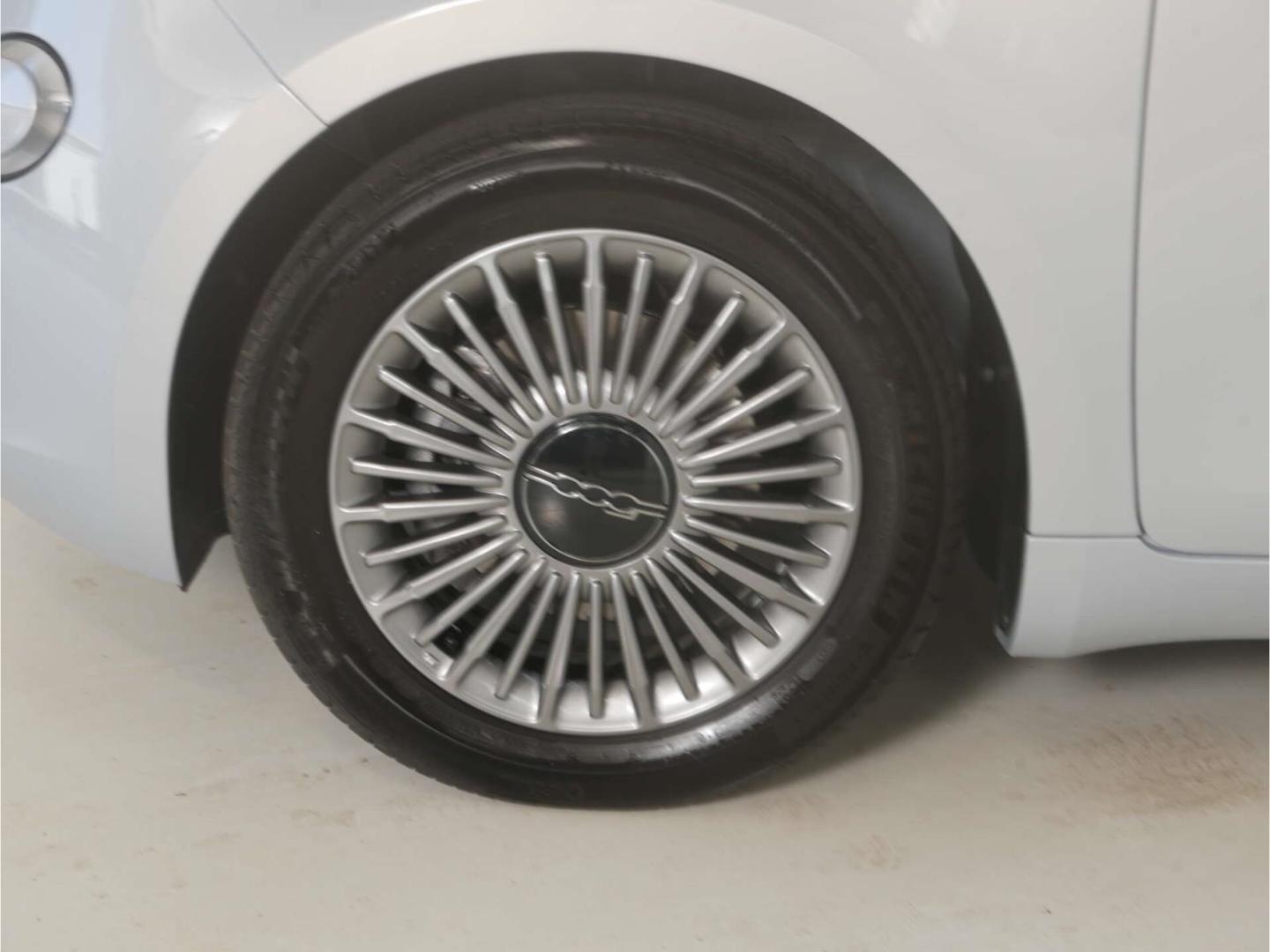 Fiat 500 Hybrid 1.0 GSE Icon, миниатюра 5