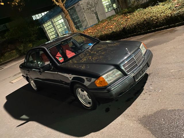 Mercedes-Benz Mercedes C 180 W202 Oldtimer außer zweite ...