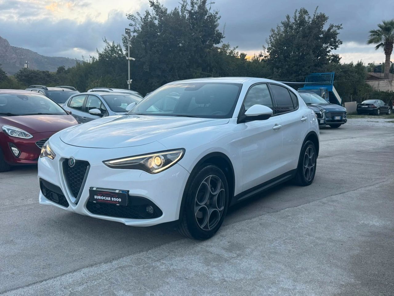 Alfa Romeo Stelvio 2.2 Turbodiesel 190 CV AT8 Q4 imagem 3