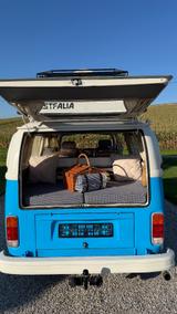 Volkswagen T2 - blaue Volkswagen T2