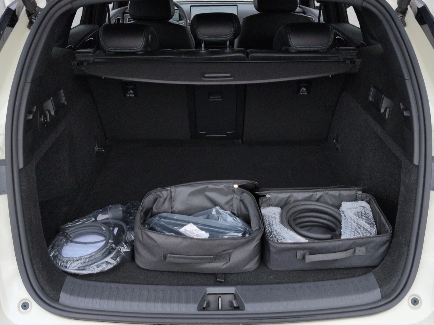 BYD SEAL 6