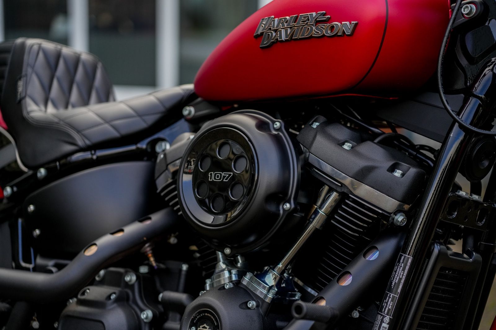 Fahrzeugabbildung Harley-Davidson FXBB Street Bob Softail - Sissybar -Satteltasche